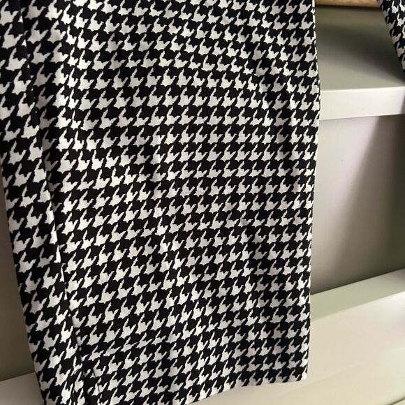 H&M Black and White Houndstooth Cropped Pants 6 - Picture 15 of 16